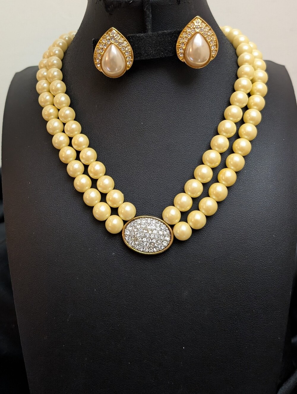 #27. Vintage Avon President's Club Pearl Necklace & Vintage Earrings